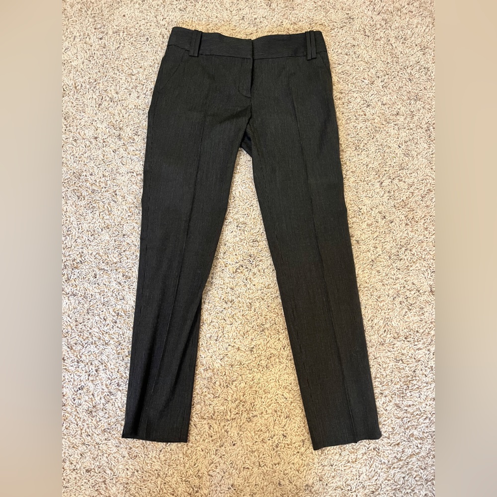 Zara women’s size 4 striped tailored office pants with adjustable waist!